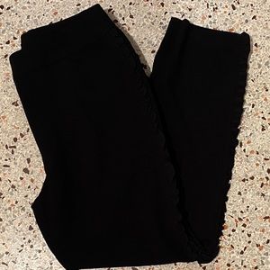 Chicos Side Ruffle Slim Ankle Pant